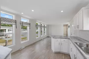 84 Caddy Dr, Salem, NH 03079 - Photo 11