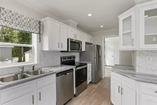 84 Caddy Dr, Salem, NH 03079 - Photo 15