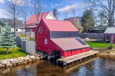 92 Water Street, Laconia, NH 03246 - Photo 5