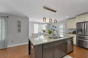 17 Blueberry Hill Rd, Raymond, NH 03077 - Photo 9
