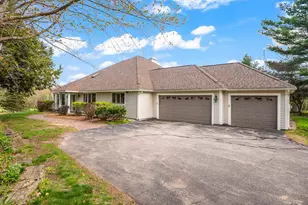 103 Samuel Hale Dr, Hale's Location, NH 03860 - Photo 3