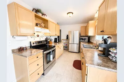 49 Jasper Street, Berlin, NH 03570 - Photo 5