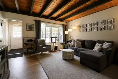 133 Colonial Drive #403, Hartford, VT 05001 - Photo 3