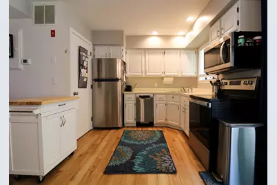 133 Colonial Drive #403, Hartford, VT 05001 - Photo 5