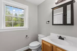 10 Wood Cir, Goffstown, NH 03045 - Photo 25