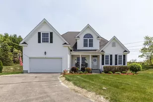3 S Parrish Dr, Londonderry, NH 03053 - Photo 1