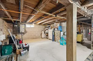 179 Pleasant St, Claremont, NH 03743 - Photo 21