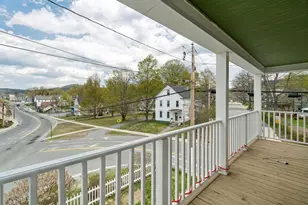 179 Pleasant St, Claremont, NH 03743 - Photo 19