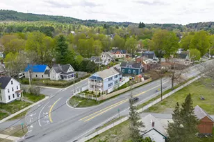 179 Pleasant St, Claremont, NH 03743 - Photo 25