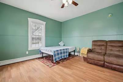 179 Pleasant Street, Claremont, NH 03743 - Photo 15