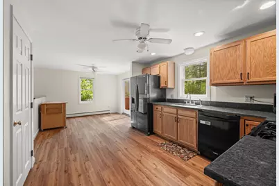 80 Woodlands Drive, Epping, NH 03042 - Photo 7