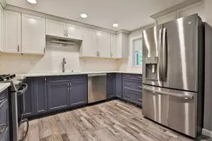 21 St Laurent Dr, Hudson, NH 03051 - Photo 25