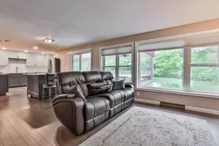 21 St Laurent Dr, Hudson, NH 03051 - Photo 19