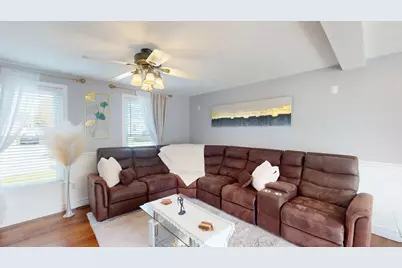 31 Aaron Drive, Manchester, NH 03109 - Photo 5