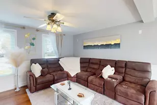 31 Aaron Dr, Manchester, NH 03109 - Photo 5