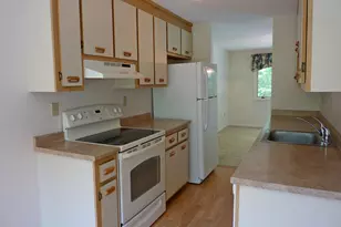 14 Dogwood Dr, Nashua, NH 03062 - Photo 5