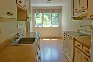 14 Dogwood Dr, Nashua, NH 03062 - Photo 7