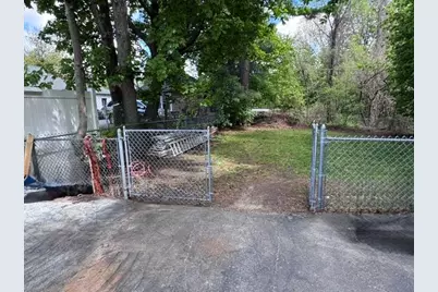 721 Blossom Street, Fitchburg, MA 01420 - Photo 3