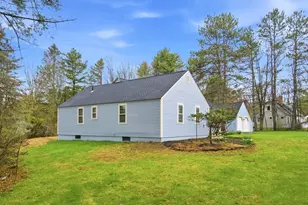 42 Blueberry Ln, Peterborough, NH 03458 - Photo 3