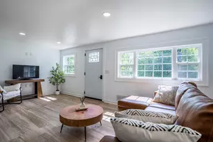 126 Watson Rd, Dover, NH 03820 - Photo 7