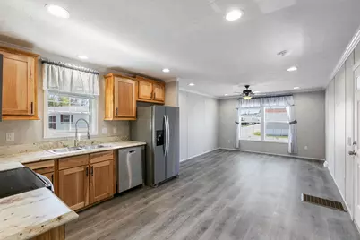 88 A Brookwood Drive, Salem, NH 03079 - Photo 3