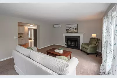 19 Burgess Drive, Litchfield, NH 03052 - Photo 19
