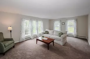 19 Burgess Dr, Litchfield, NH 03052 - Photo 21