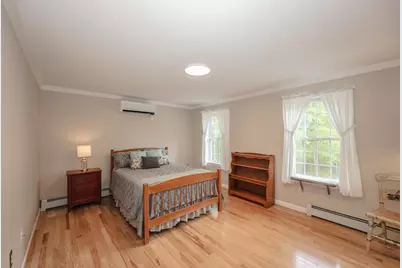 19 Burgess Drive, Litchfield, NH 03052 - Photo 27