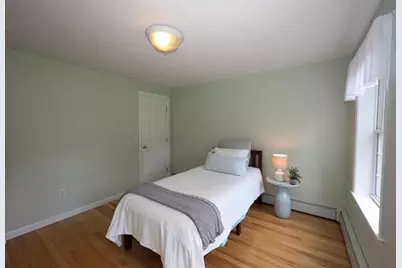 19 Burgess Drive, Litchfield, NH 03052 - Photo 35