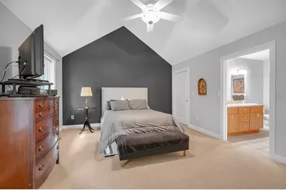 22 Town Village Drive, Salem, NH 03079 - Photo 15