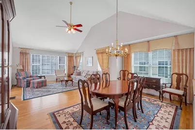 22 Town Village Drive, Salem, NH 03079 - Photo 7