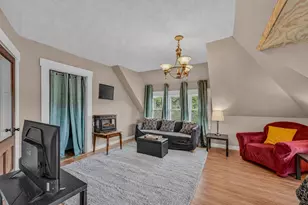35 Jackson St, Littleton, NH 03561 - Photo 9
