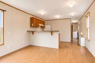 58 Shaw Dr, Rochester, NH 03868 - Photo 5