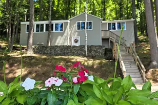 525 N Shore Dr, Hopkinton, NH 03229 - Photo 1