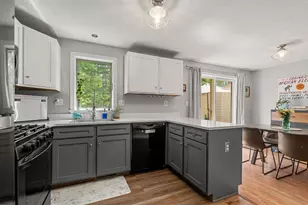 5 Westminster Dr, Nashua, NH 03064 - Photo 9