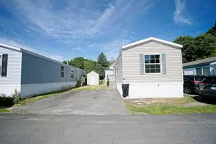 34 Policy Ln, Salem, NH 03079 - Photo 7