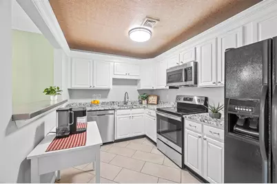 690 S Porter Street #31, Manchester, NH 03103 - Photo 7