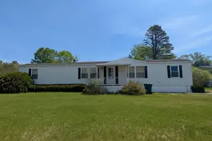 32 Skyline Dr, Rochester, NH 03867 - Photo 1