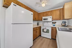 44 Brook Hollow Way, Manchester, NH 03103 - Photo 11