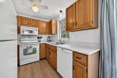 44 Brook Hollow Way, Manchester, NH 03103 - Photo 13