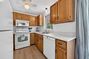 44 Brook Hollow Way, Manchester, NH 03103 - Photo 13