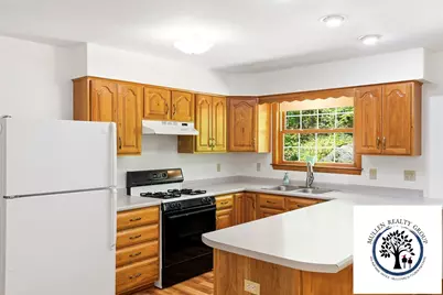 83 Hampstead Road, Sandown, NH 03873 - Photo 15