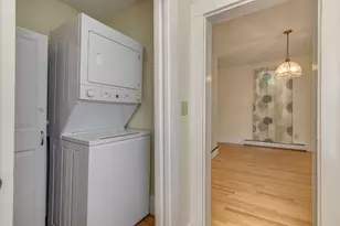 51 Laurel St, Concord, NH 03301 - Photo 11