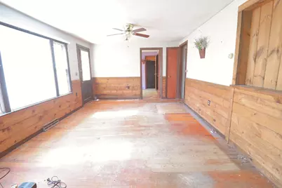 319 Main Street, Plaistow, NH 03865 - Photo 13
