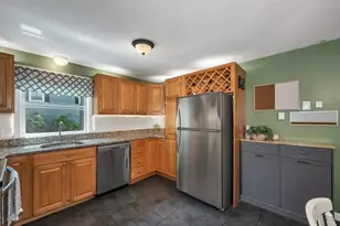 24 Bedard Ave, Derry, NH 03038 - Photo 9