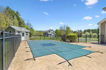 17 McQueston Drive, Auburn, NH 03032 - Photo 9