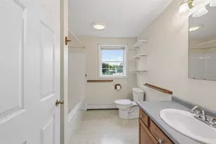 27 Clinton St, Concord, NH 03301 - Photo 19