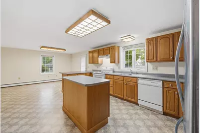 27 Clinton Street, Concord, NH 03301 - Photo 7