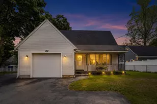27 Clinton St, Concord, NH 03301 - Photo 1