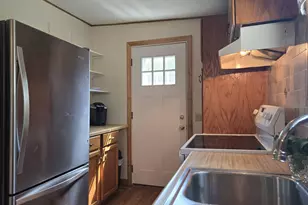776 Bridge St, Manchester, NH 03104 - Photo 9